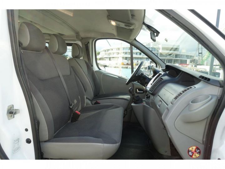 Vehiculo comercial Opel Vivaro Otro COMBI 2.0 CDTI - 115 - EcoFlex - S&S Tour Cosmo L1H1 9 Places Blanc - 10