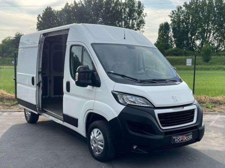 Vehiculo comercial Peugeot Boxer Otro FG 330 L2H2 2.0 BLUEHDI 130 PRO BLANC - 2