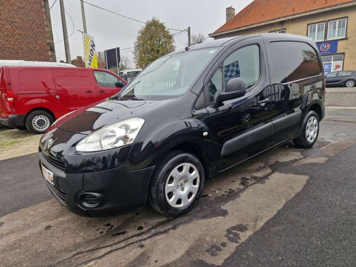 Vehiculo comercial Peugeot Partner Otro 1.6 HDI 90 Utilitaire 3 Places A-C Noir Métallisé - 1