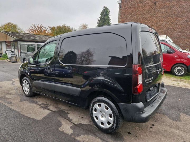 Vehiculo comercial Peugeot Partner Otro 1.6 HDI 90 Utilitaire 3 Places A-C Noir Métallisé - 6