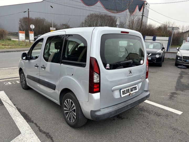 Vehiculo comercial Peugeot Partner Otro 1.6 HDi92 FAP Active 7 places GRIS - 5