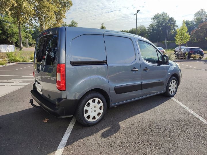 Vehiculo comercial Peugeot Partner Otro 1.6HDI 90ch historique complet Gris - 6