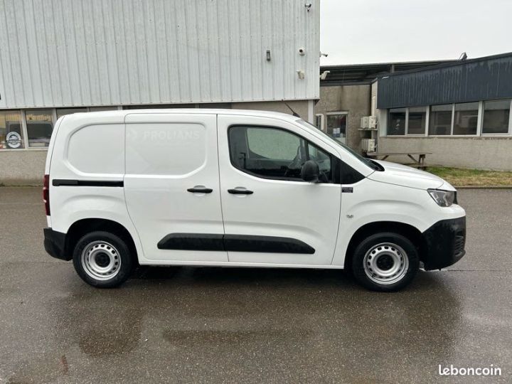 Vehiculo comercial Peugeot Partner Otro 12500 ht 1.2 110cv distribution neuve Blanc - 2