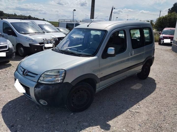 Vehiculo comercial Peugeot Partner Otro 2.0 HDi Ushuaia Grand Raid GRIS CLAIR - 1