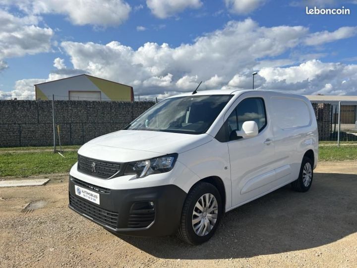 Vehiculo comercial Peugeot Partner Otro FOURGON LONG 950 KG BLUEHDI 130 S&S BVM6 ASPHALT Blanc - 1