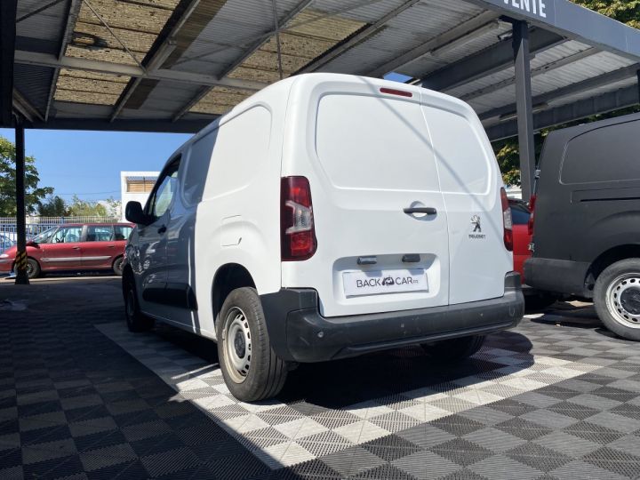 Vehiculo comercial Peugeot Partner Otro FOURGON STANDARD 650 KG BLUEHDI 100 S&S BVM5 PRO Blanc - 6