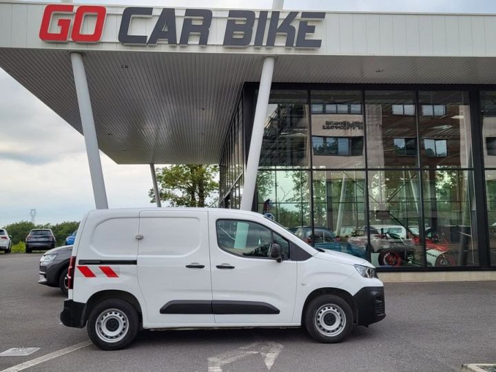 Vehiculo comercial Peugeot Partner Otro HDI 100 ch Asphalt 3 places GARANTIE 6ans Caméra GPS régulateur 265HT -mois Blanc - 3