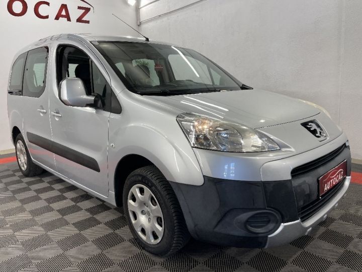 Vehiculo comercial Peugeot Partner Otro TEPEE 1.6 HDi 90ch Confort Grise - 4
