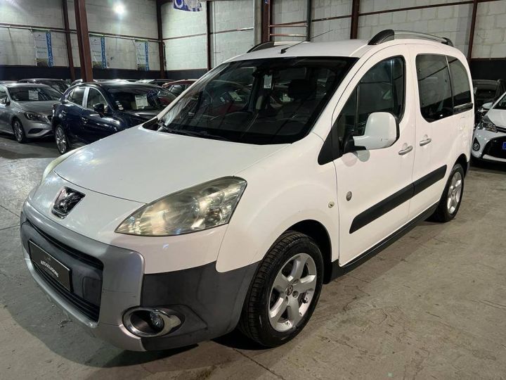 Vehiculo comercial Peugeot Partner Otro Tepee 1.6 HDi90 Outdoor BLANC - 1