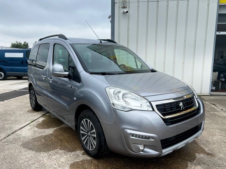 Vehiculo comercial Peugeot Partner Otro Tepee STYLE 1.6 HDI BLUE-HDI 100CH DISTRI OK Gris Clair - 3