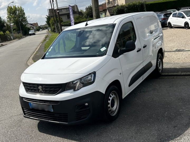 Vehiculo comercial Peugeot Partner Otro XL 1.5 BLUEHDi 100CV CAMERA GPS 7492HT ENTRETIEN COMPLET ET A JOUR Blanc Métallisé - 1