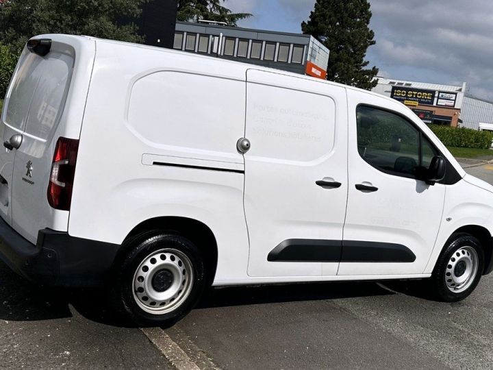 Vehiculo comercial Peugeot Partner Otro XL 1.5 BLUEHDi 100CV CAMERA GPS 7492HT ENTRETIEN COMPLET ET A JOUR Blanc Métallisé - 2