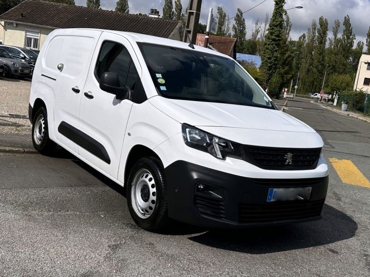 Vehiculo comercial Peugeot Partner Otro XL 1.5 BLUEHDi 100CV CAMERA GPS 7492HT ENTRETIEN COMPLET ET A JOUR Blanc Métallisé - 3