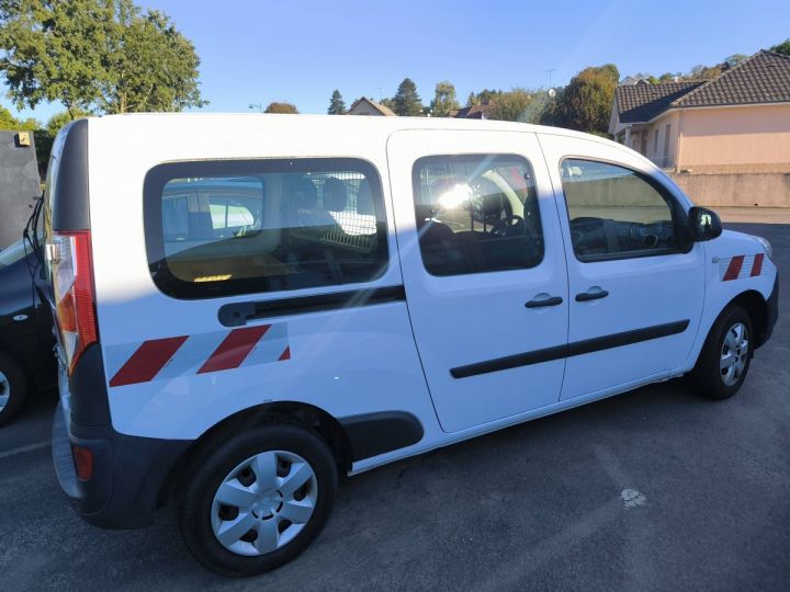 Vehiculo comercial Renault Kangoo Otro CA MAXI 110ch Gd Confort 5PL BLANC - 4