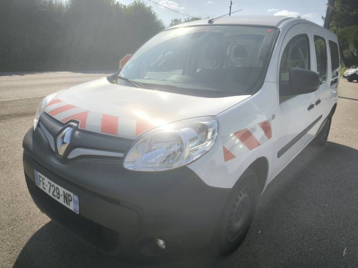 Vehiculo comercial Renault Kangoo Otro Express CA MAXI 110ch Gd Confort BLANC - 11