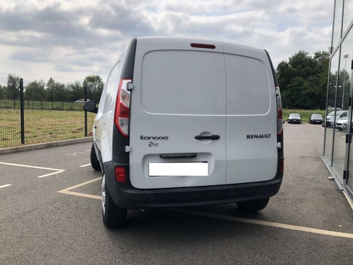 Vehiculo comercial Renault Kangoo Otro II 1.5 dCi 75cv Confort BLANC - 2