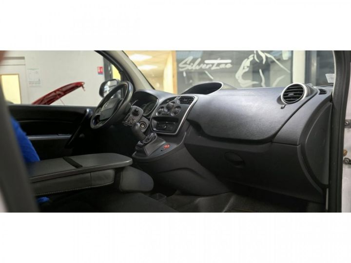 Vehiculo comercial Renault Kangoo Otro L0 1.5 DCi 90 FOURGON COMPACT R-LINK / 1ERE MAIN / TVA RECUPERABLE BLANC - 25