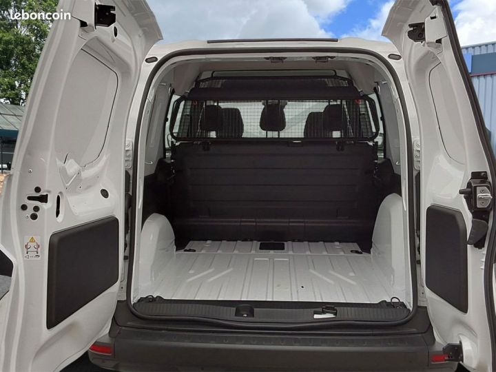 Vehiculo comercial Renault Kangoo Otro Van L2 Cabine Approfondie 5 Places Advance Blue DCI 115 Leasing Blanc - 4