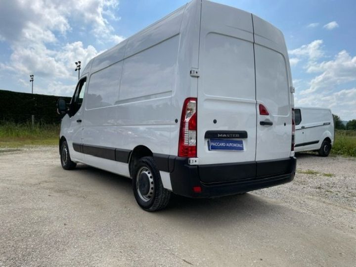 Vehiculo comercial Renault Master Otro 2,3 DCI 135CV L2H2 TVA récupérable BLANC - 2