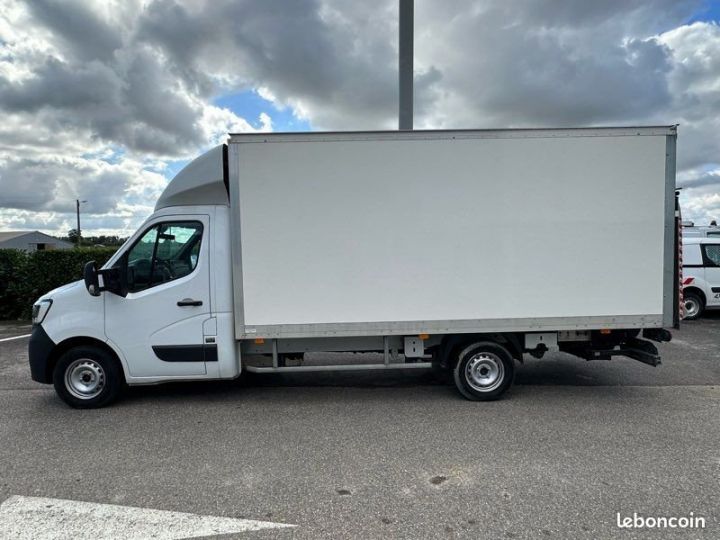 Vehiculo comercial Renault Master Otro 27000 ht 145cv caisse 20m3 hayon classe 2 2021  - 2