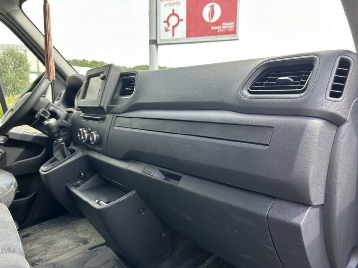 Vehiculo comercial Renault Master Otro FOURGON 2.3 DCI 135 33 L1H2 GRAND CONFORT Blanc - 22