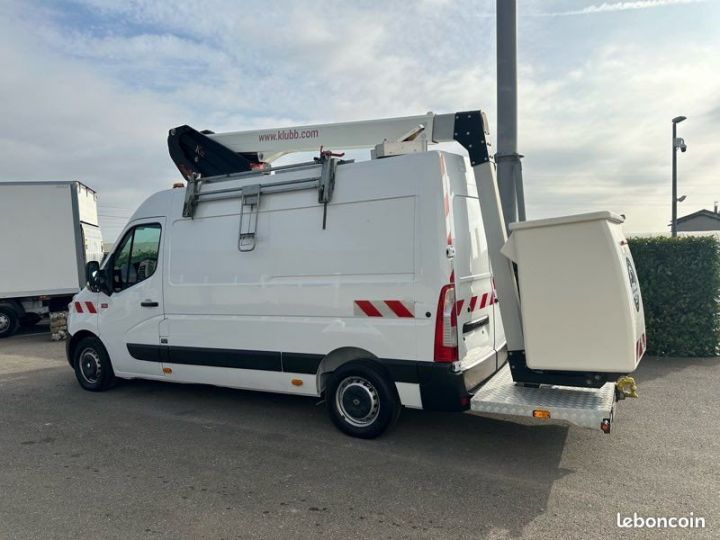 Vehiculo comercial Renault Master Otro l2h2 nacelle Klubb k32 840h  - 3