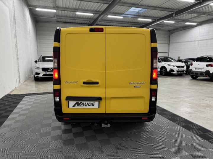 Vehiculo comercial Renault Trafic Otro 1.6 DCi 125 CH GRAND CONFORT 5P L1H1 Motricitée Renforcée JAUNE - 6