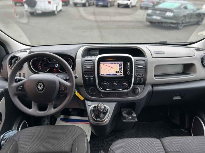 Vehiculo comercial Renault Trafic Otro CABINE APPRO 6 PL GRAND CONFORT 120CH Blanc - 18