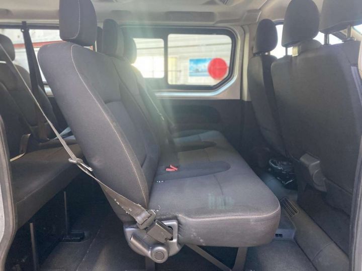 Vehiculo comercial Renault Trafic Otro Combi L2 dCi 125 Energy Life Gris - 5