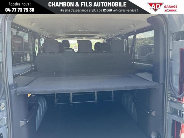 Vehiculo comercial Renault Trafic Otro combi L2 dCi 150 Zen 9 places PRIX HT Gris - 10