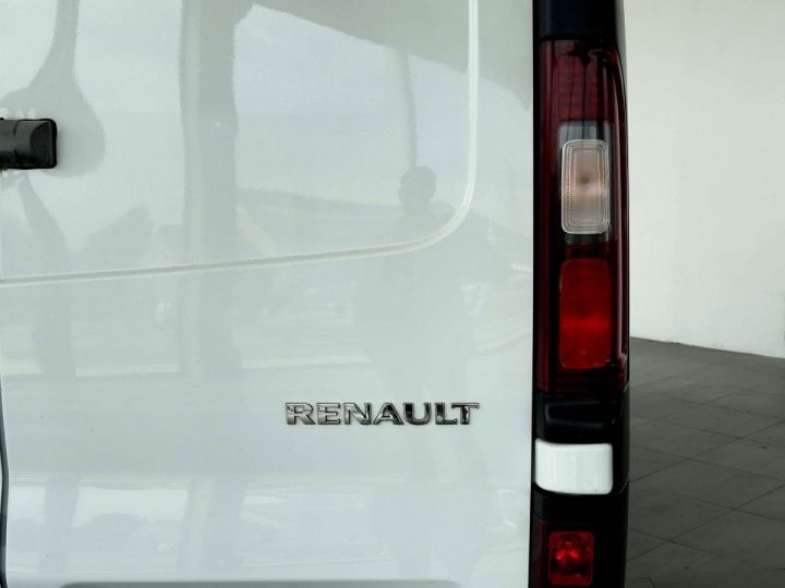 Vehiculo comercial Renault Trafic Otro FOURGON 1.6 dCi L1H1 TVA 1ERPRO CLIM NAVI PDC ETC Blanc - 6