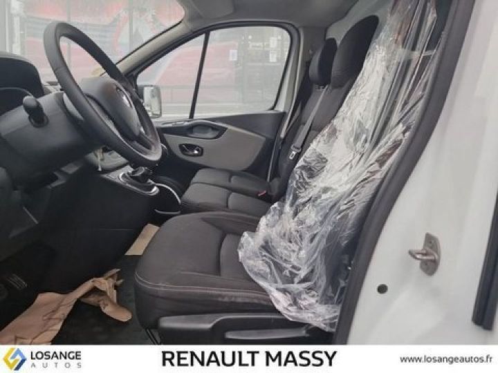 Vehiculo comercial Renault Trafic Otro FOURGON FGN L2H1 1300 KG DCI 125 ENERGY E6 GRAND CONFORT Blanc - 22