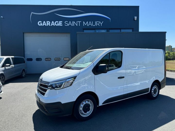 Vehiculo comercial Renault Trafic Otro FOURGON GRAND CONFORT L1H1 2,0 dci 130ch 23325 HT Blanc - 1