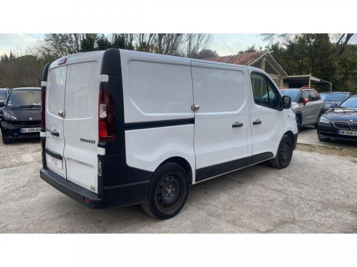 Vehiculo comercial Renault Trafic Otro Fourgon III L1H1 1000 kg 1.6 DCI 95cv Grand Confort Blanc - 7