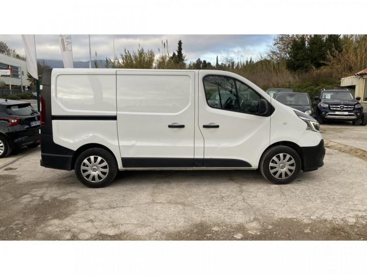 Vehiculo comercial Renault Trafic Otro Fourgon III L1H1 1000 Kg 2.0 dCi 120 Grand Confort Blanc - 8