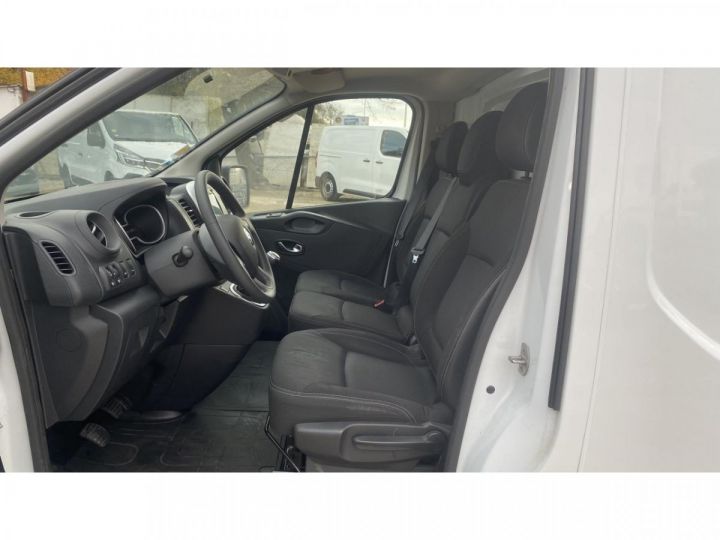 Vehiculo comercial Renault Trafic Otro Fourgon III L1H1 1000 Kg 2.0 dCi 120 Grand Confort Blanc - 11