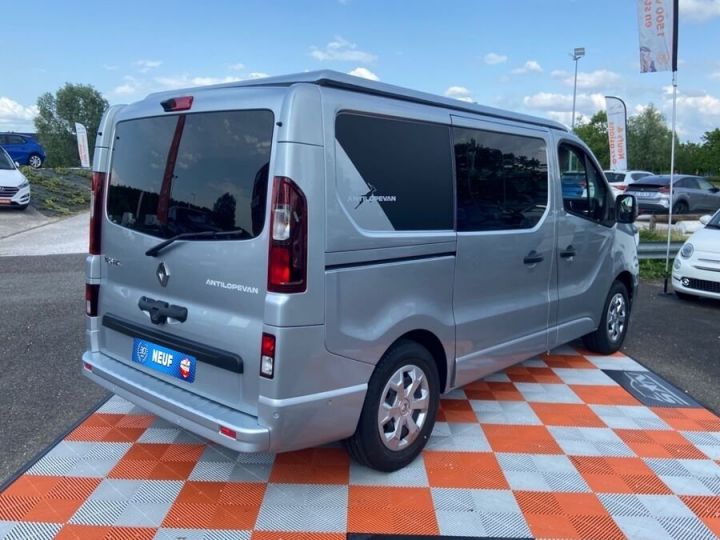 Vehiculo comercial Renault Trafic Otro FOURGON L1H1 2.0 dCi 150 BV6 ANTILOPE VAN FLEX 5 Gris Clair - 3