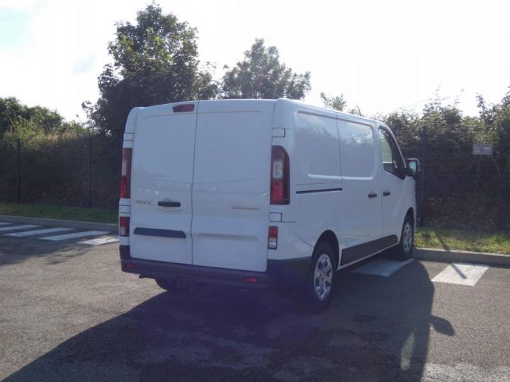 Vehiculo comercial Renault Trafic Otro FOURGON L1H1 3000 KG BLUE DCI 150 EDC GRAND CONFORT Blanc - 4