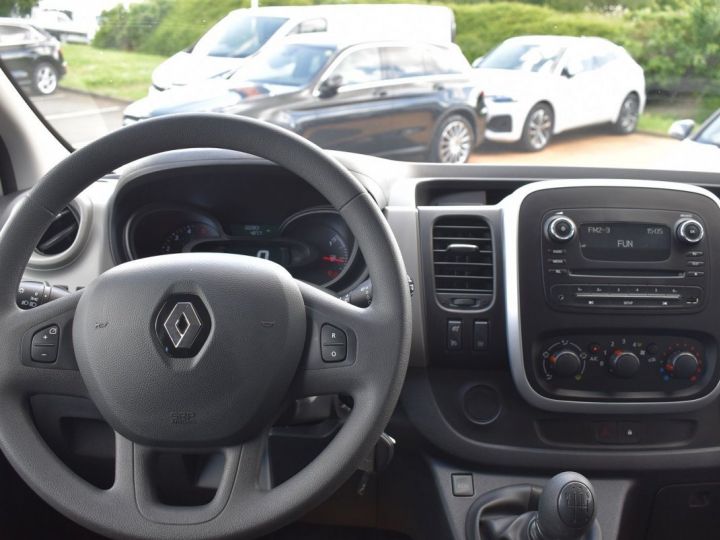 Vehiculo comercial Renault Trafic Otro III COMBI L1 1.6 DCI 125CH ENERGY LIFE 9 PLACES Gris C - 7