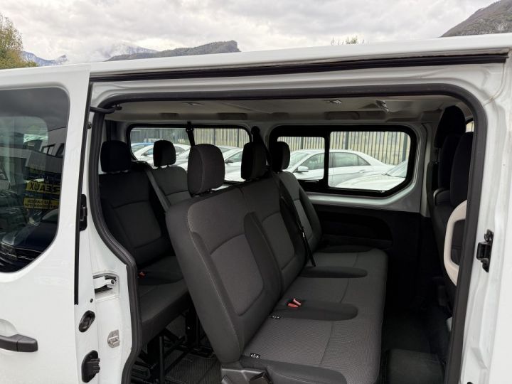 Vehiculo comercial Renault Trafic Otro III COMBI L2 2.0 BLUE DCI 150CH S&S INTENS 8 PLACES Blanc - 4