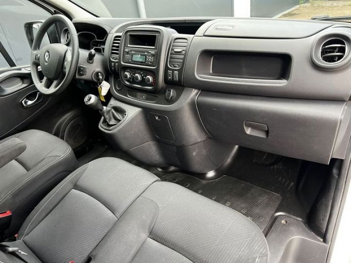 Vehiculo comercial Renault Trafic Otro III FG L2H1 1300 2.0 DCI 120CH GRAND CONFORT E6  - 6