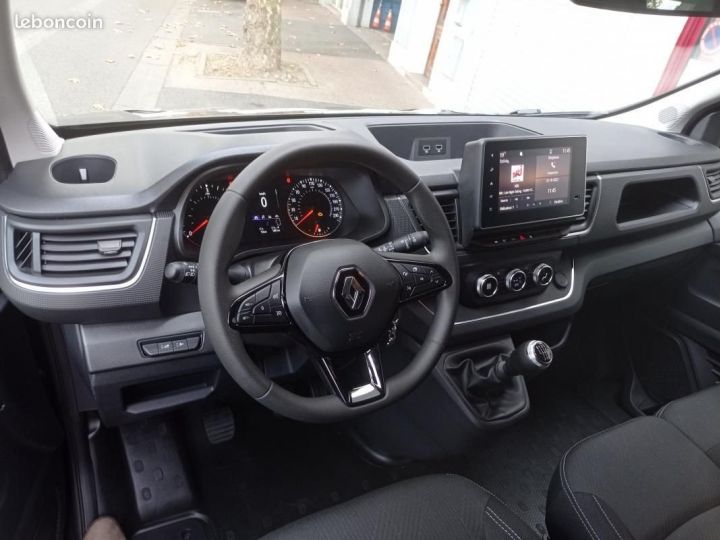 Vehiculo comercial Renault Trafic Otro III FLEX 3 ANTILOPE VAN PH. L1H1 GRAND CONFORT 2800 BLUE DCI 130 AMENAGE PL Noir - 7