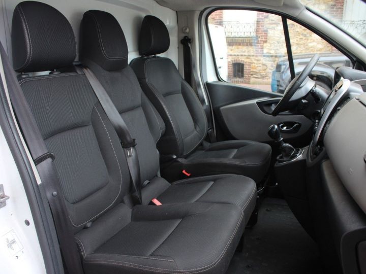 Vehiculo comercial Renault Trafic Otro III FOURGON CONFORT L1H1 1000 DCI 120 E6 Blanc Verni - 6