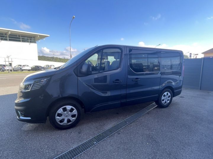 Vehiculo comercial Renault Trafic Otro L1H1 3T 2.0 Blue dCi 170ch Cabine Approfondie Grand Confort EDC Gris - 4