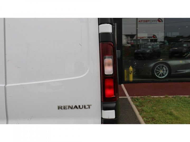 Vehiculo comercial Renault Trafic Otro L2H1 1300 Kg 2.0 dCi - 120 III FOURGON Fourgon Grand Confort L2H1 PHASE 2 BLANC - 10