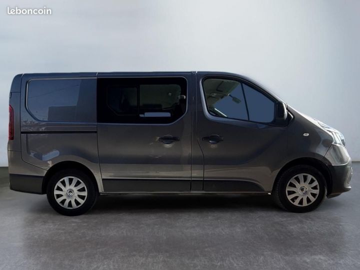 Vehiculo comercial Renault Trafic Otro VU 2.0 DCI 145CH L1H1 CONFORT 5PLACES Beige - 6