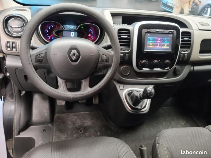 Vehiculo comercial Renault Trafic Otro VU FOURGON 1.6 DCI 95ch 1T0 L1H1 GRAND CONFORT 15 000 TTC Noir - 11