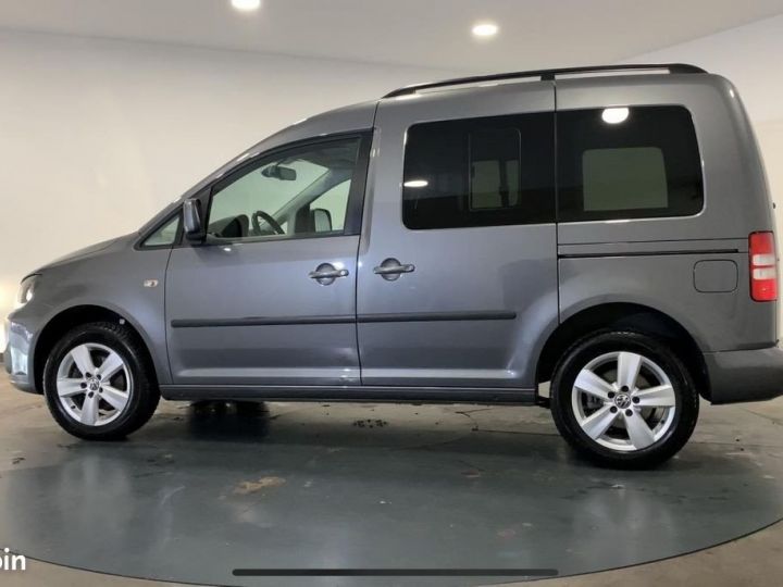 Vehiculo comercial Volkswagen Caddy Otro 1.6 TDI 105 CONFORTLINE Gris - 8