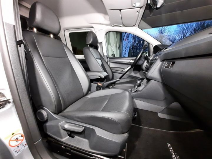 Vehiculo comercial Volkswagen Caddy Otro Maxi 1.4 TSI Maxi Highline 125Ch Boite DSG *double cabine 5plcs*/ Garantie 12 Mois Gris - 25