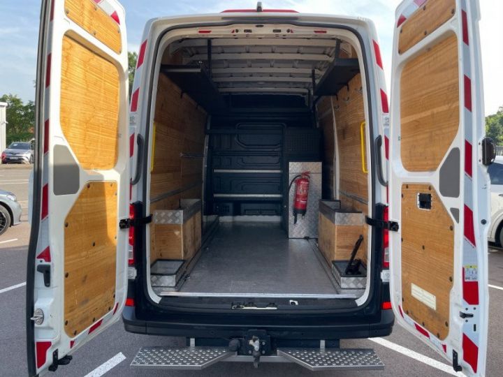 Vehiculo comercial Volkswagen Crafter Otro FG 30 L3H3 2.0 TDI 140CH BUSINESS LINE PLUS TRACTION Blanc - 14